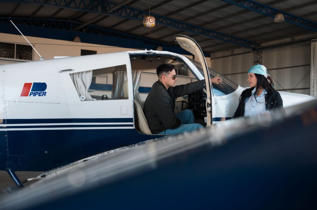 Como funciona um treinamento de voo para piloto de avião?