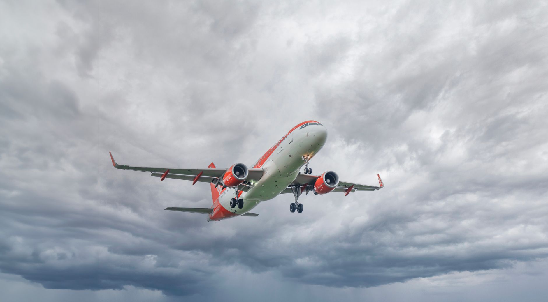 Por que o avião balança durante o voo: entendendo a turbulência